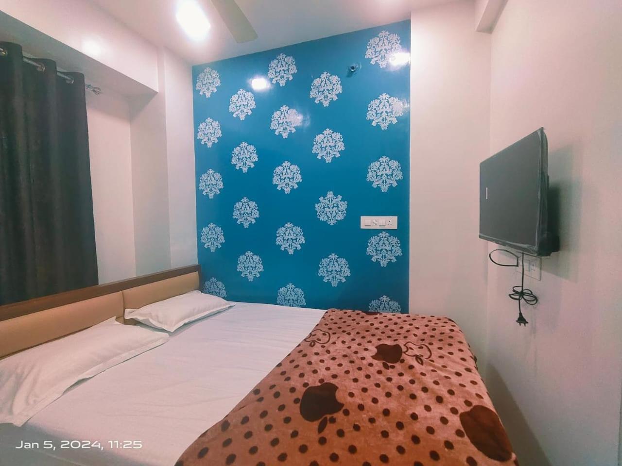 Amrit Guest House Pune Exterior foto